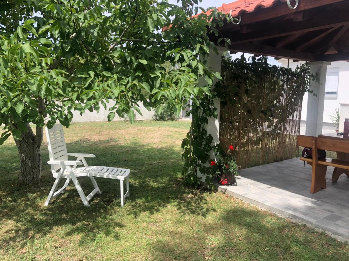 Holiday Home Visnja نين المظهر الخارجي الصورة