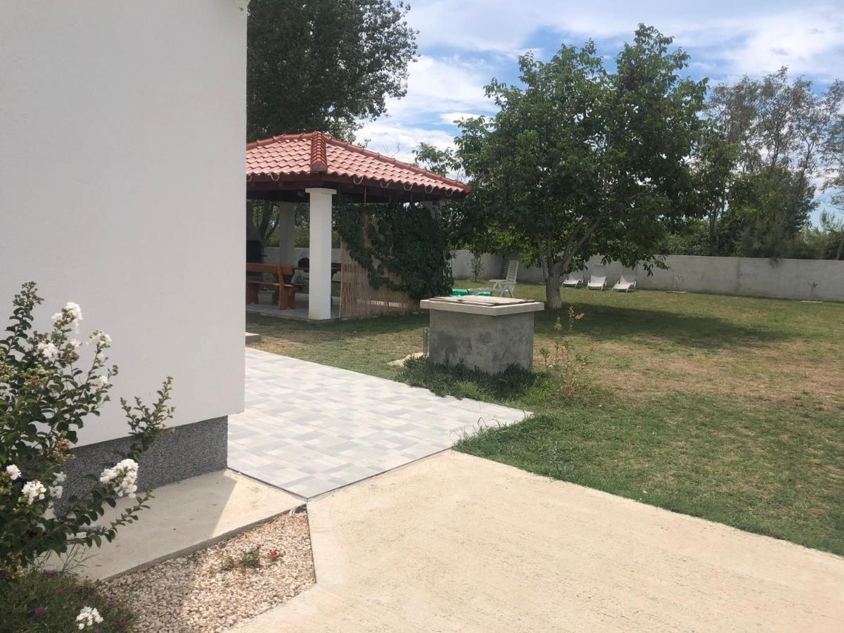 Holiday Home Visnja نين المظهر الخارجي الصورة