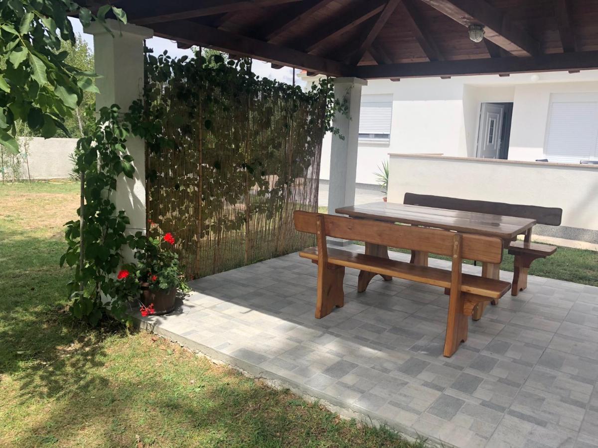Holiday Home Visnja نين المظهر الخارجي الصورة